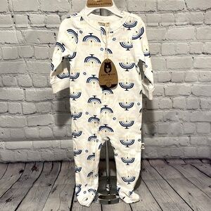 Rabbit + Bear Hanukkah onesie 6-9mo. NWT